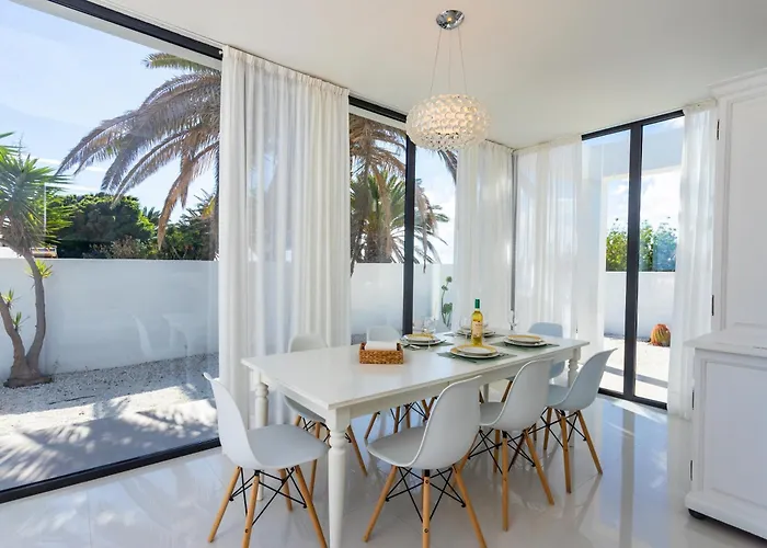 Casa Marina كوستا تاغيسي