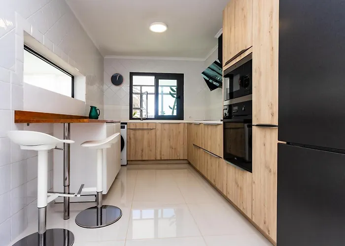 Casa Marina بيت للعطل *